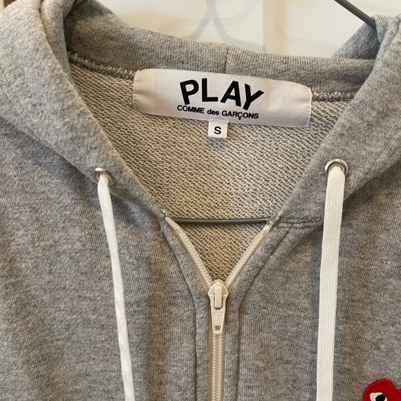 PLAY COMME des GARÇONS - Picture 2 of 3